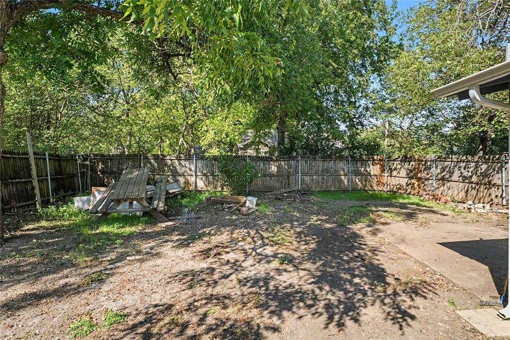 311 Wyatt Street, Waxahachie, TX 75165