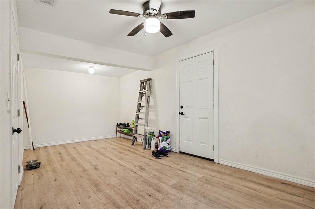 311 Wyatt Street, Waxahachie, TX 75165