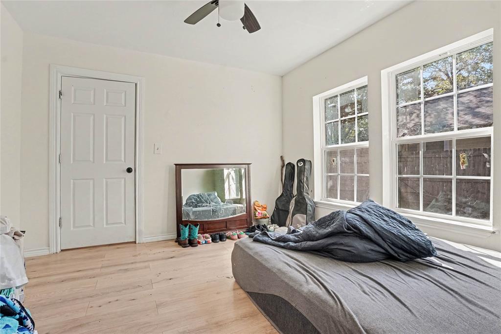 311 Wyatt Street, Waxahachie, TX 75165