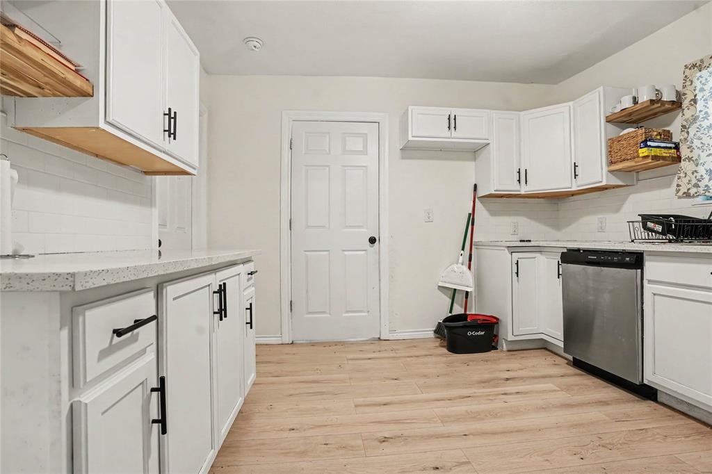 311 Wyatt Street, Waxahachie, TX 75165