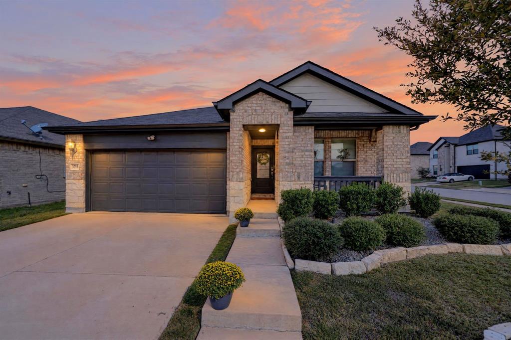 3258 Deckard Drive, Royse City, TX 75189