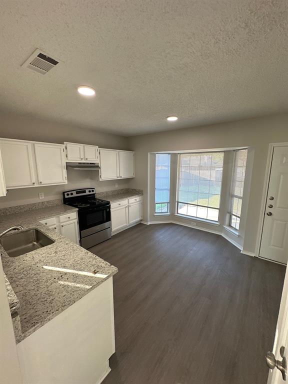 1221 Newsom Road, Mesquite, TX 75149 1221 Newsom Road, Mesquite, TX 75149