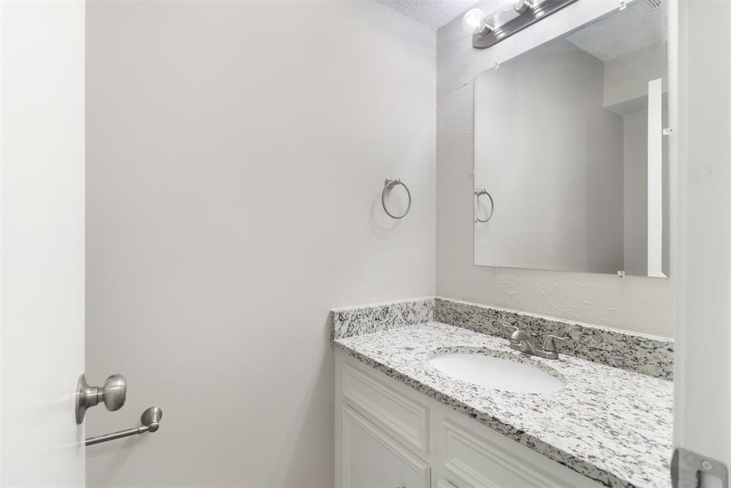 2179 Southern Place, #A, Carrollton, TX 75006