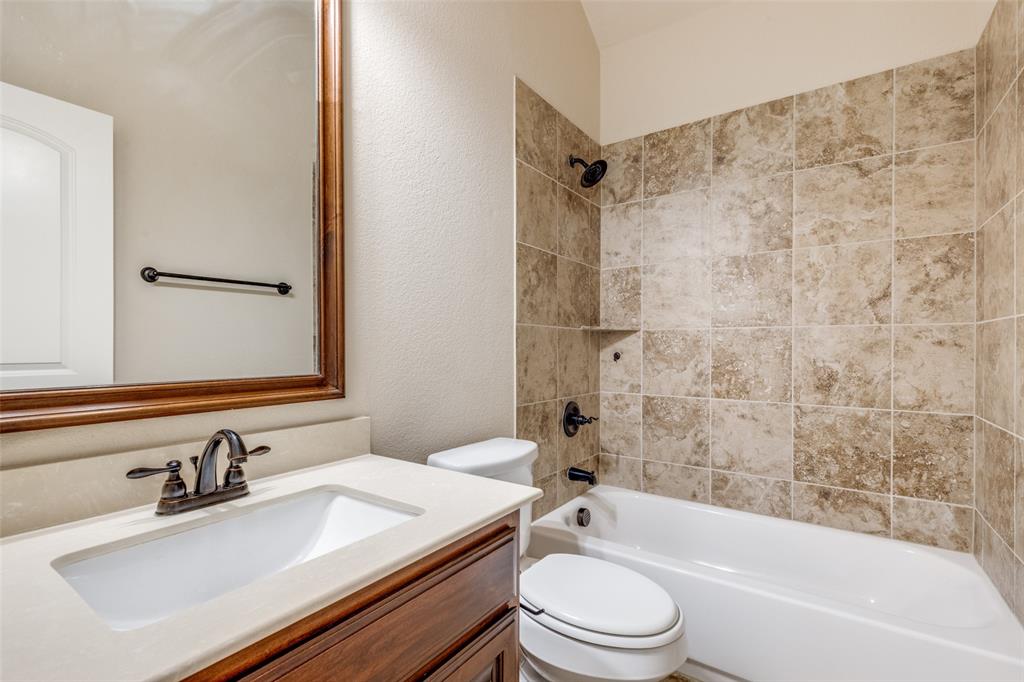 229 Dakota Drive, Waxahachie, TX 75167