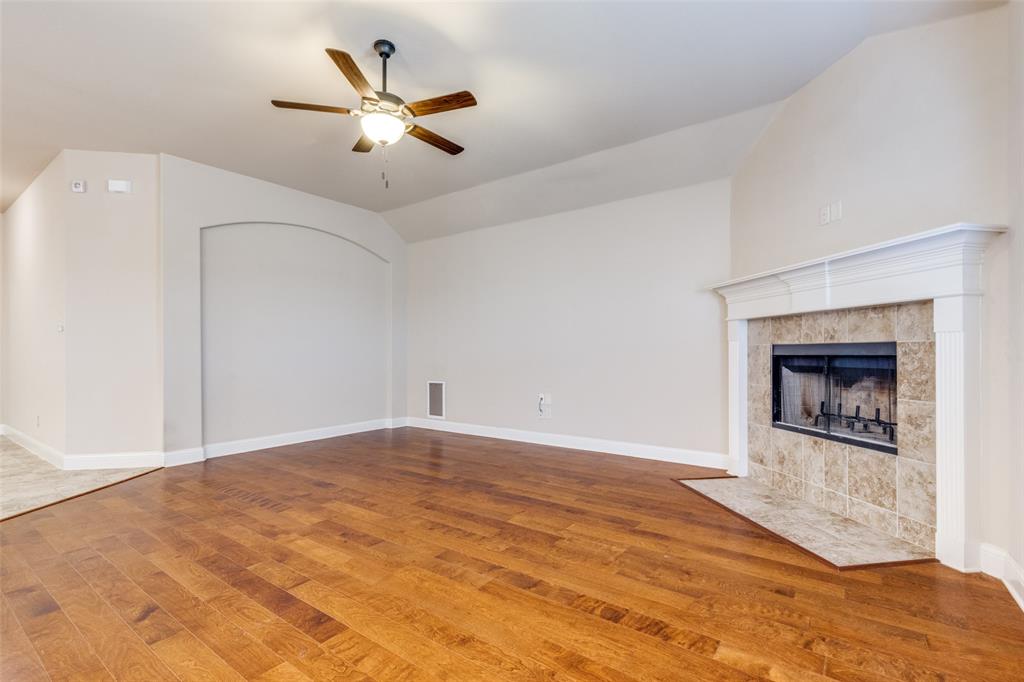 229 Dakota Drive, Waxahachie, TX 75167