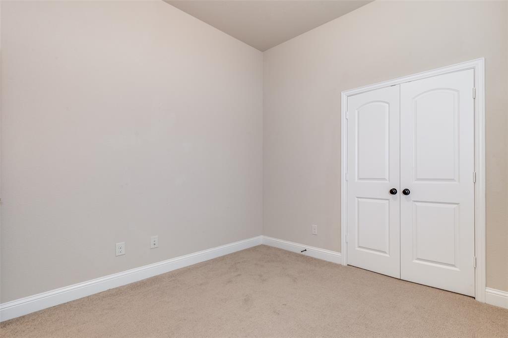 229 Dakota Drive, Waxahachie, TX 75167