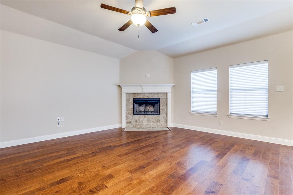 229 Dakota Drive, Waxahachie, TX 75167