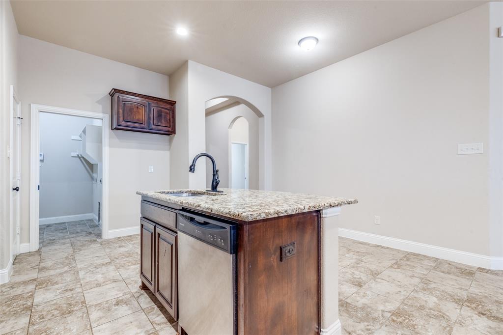 229 Dakota Drive, Waxahachie, TX 75167