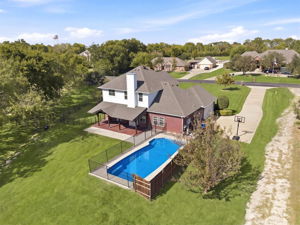 1915 Thornberry Drive, Melissa, TX 75454