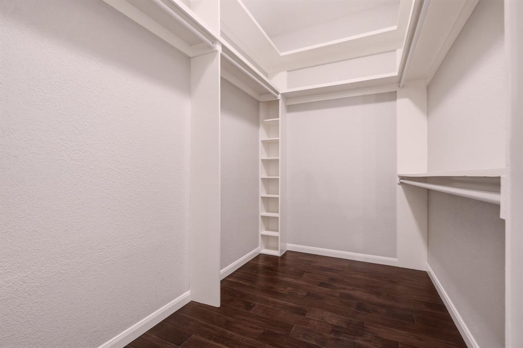 1915 Thornberry Drive, Melissa, TX 75454