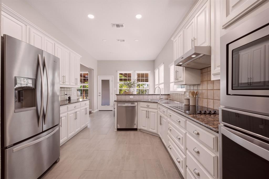 1915 Thornberry Drive, Melissa, TX 75454