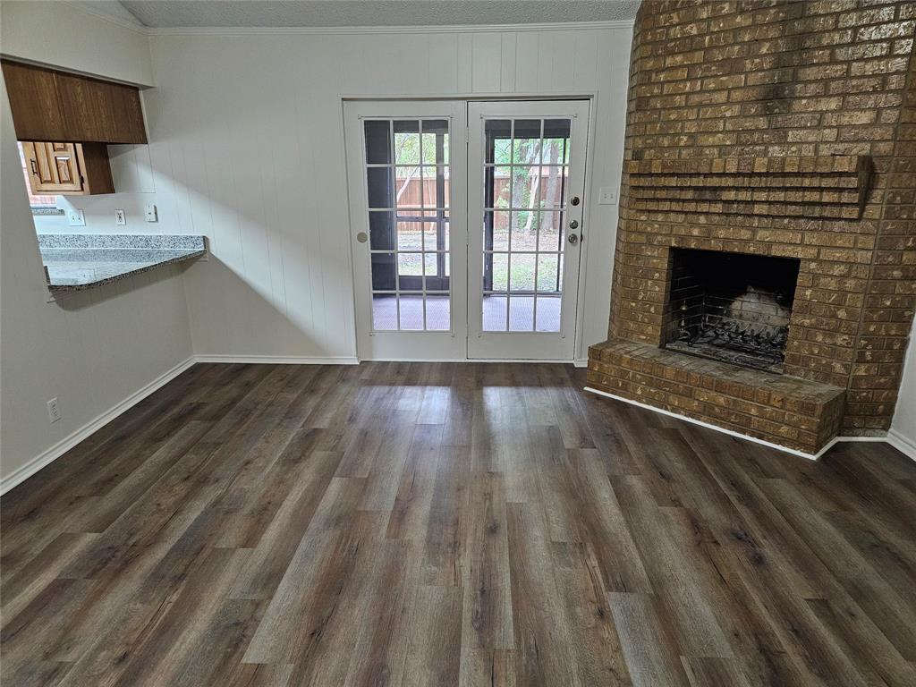 218 Buffalo Creek Drive, Waxahachie, TX 75165