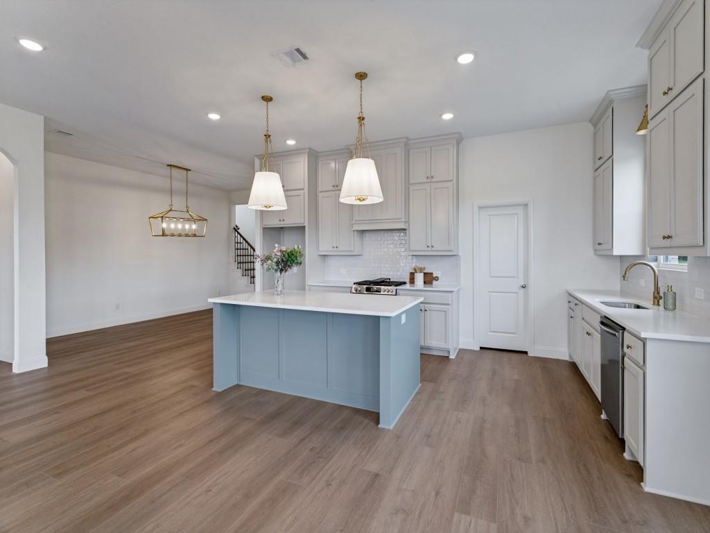 916 Triple Crown Court, Willow Park, TX 76087