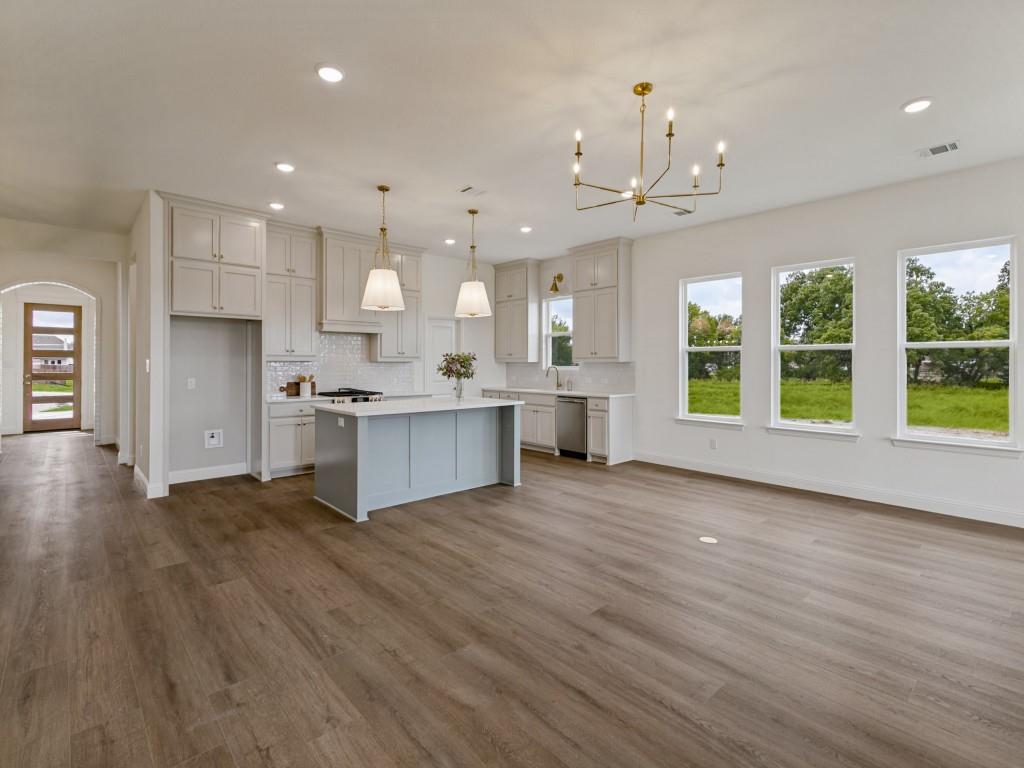 916 Triple Crown Court, Willow Park, TX 76087