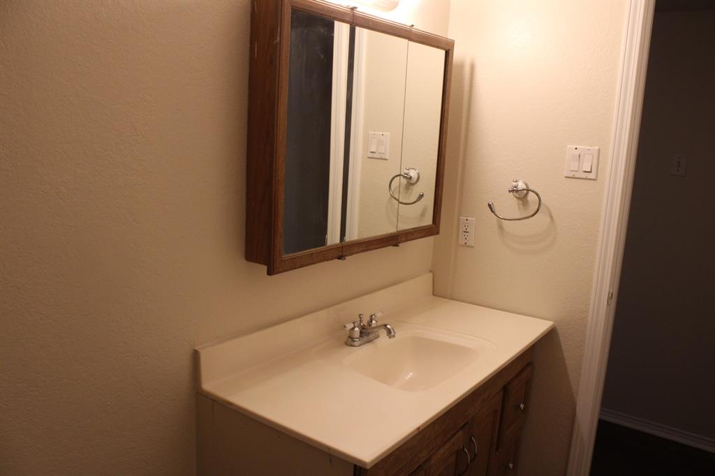 307 Briar Creek Drive, Crandall, TX 75114