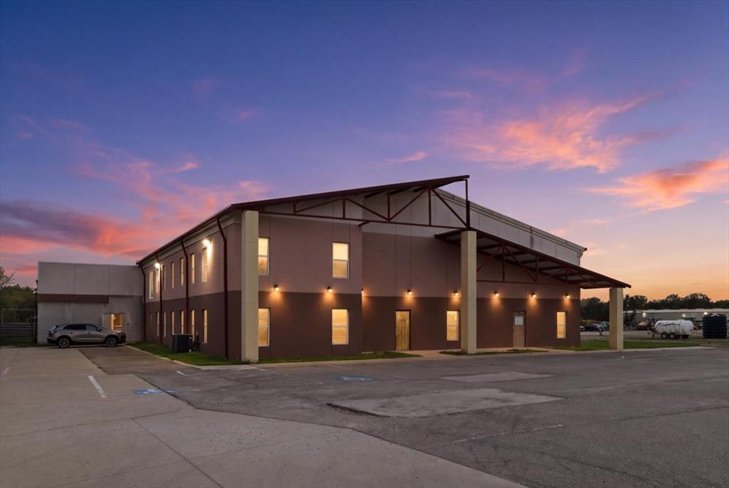 301 Interstate Highway 30, Greenville, TX 75402 301 Interstate Highway 30, Greenville, TX 75402