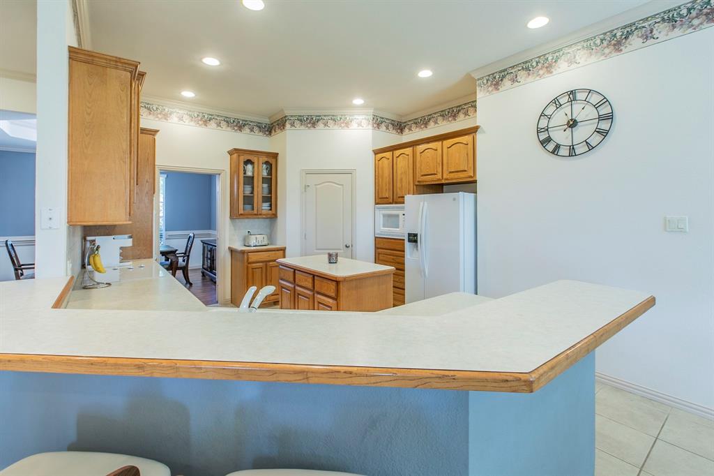 120 Crestbrook Court, Midlothian, TX 76065