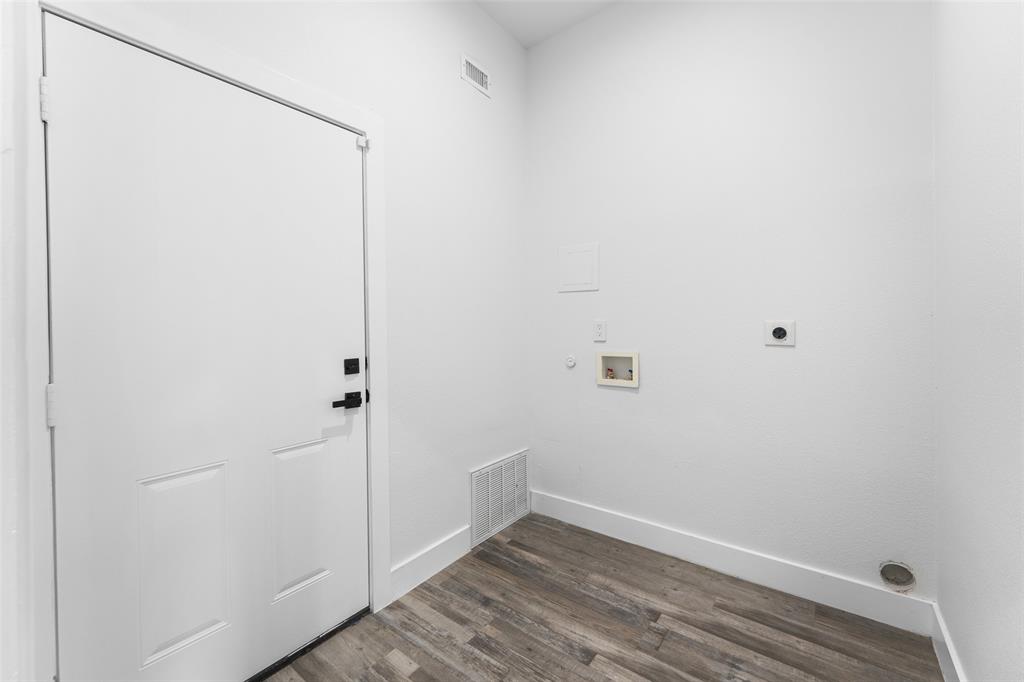 3142 Harmon Street, Dallas, TX 75215