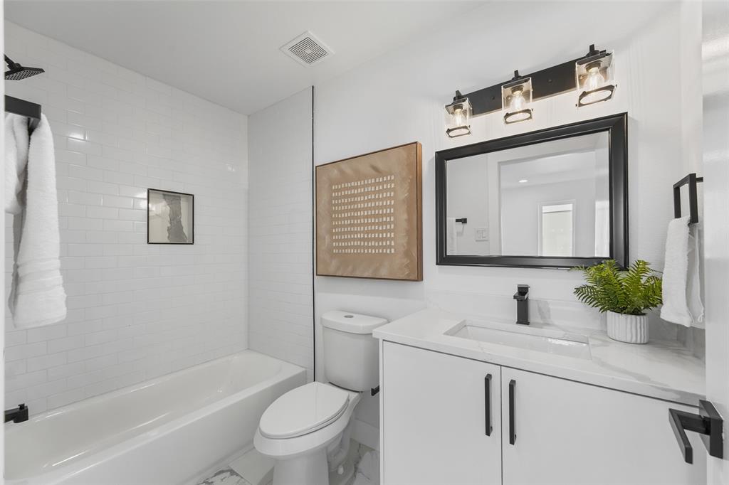 3142 Harmon Street, Dallas, TX 75215
