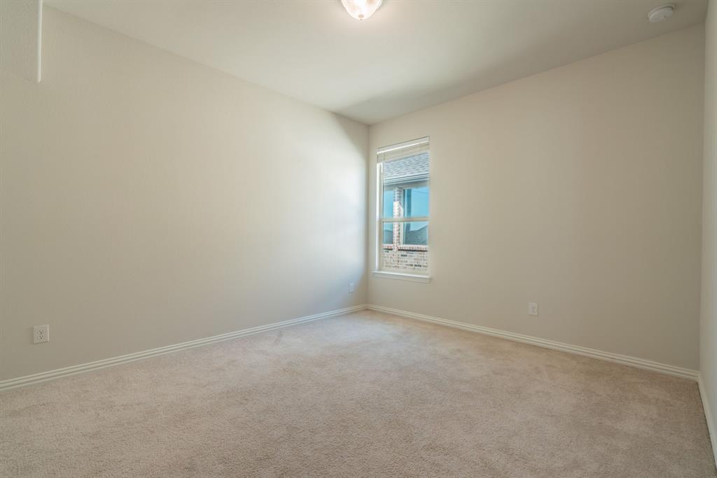 4th bedroom on 2nd floor