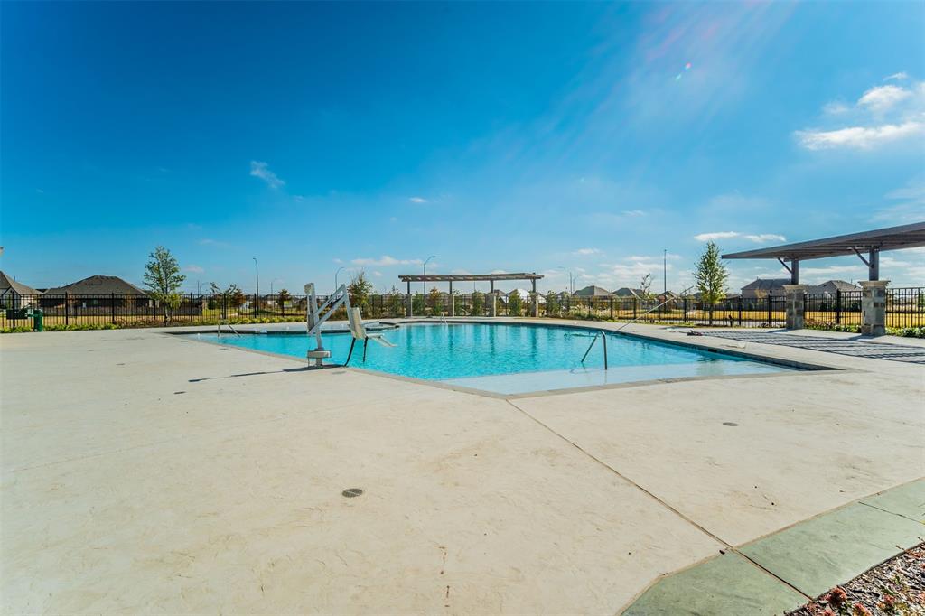 Community pool