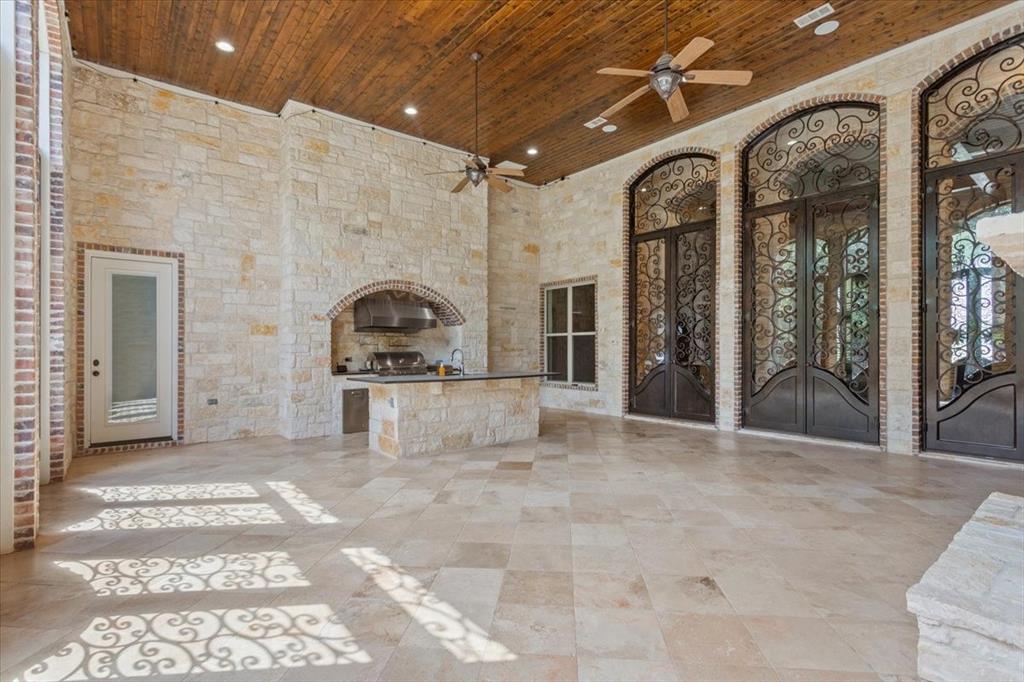 10020 Hidden Bluff, Waco, TX 76657