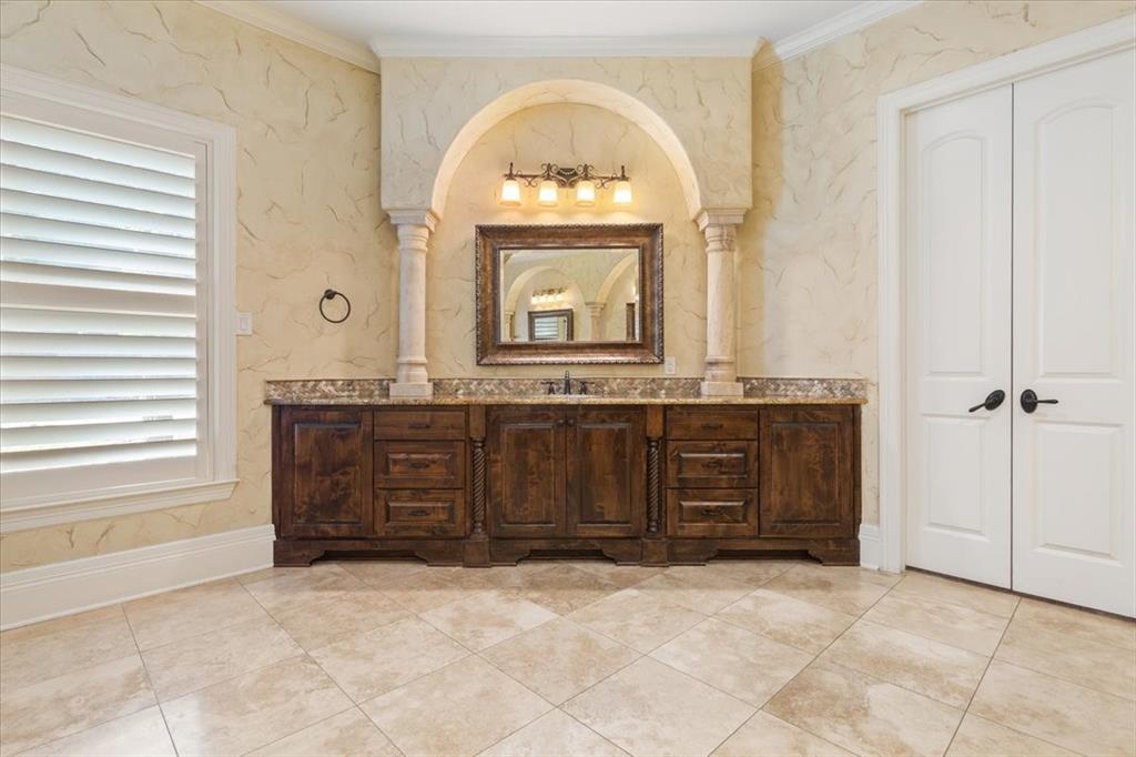 10020 Hidden Bluff, Waco, TX 76657