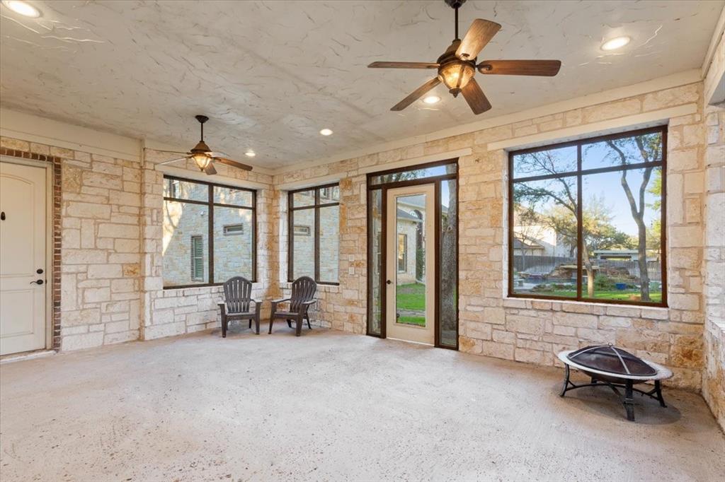 10020 Hidden Bluff, Waco, TX 76657