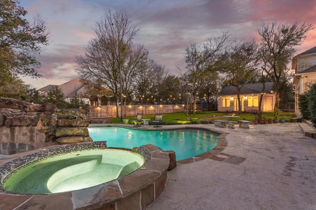 10020 Hidden Bluff, Waco, TX 76657