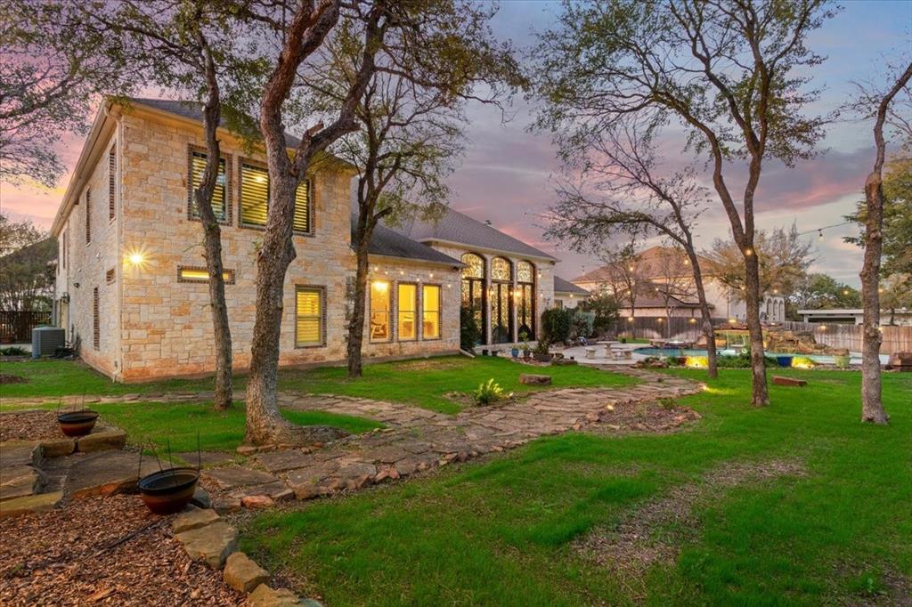 10020 Hidden Bluff, Waco, TX 76657