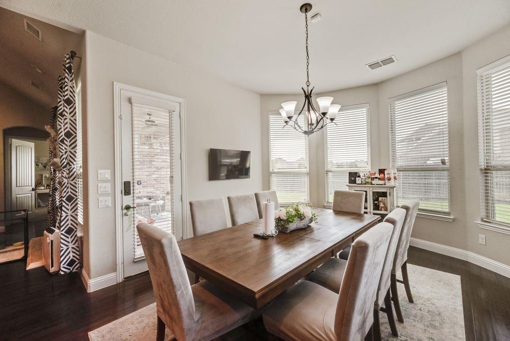 4612 Morning Glory Lane, Mansfield, TX 76063