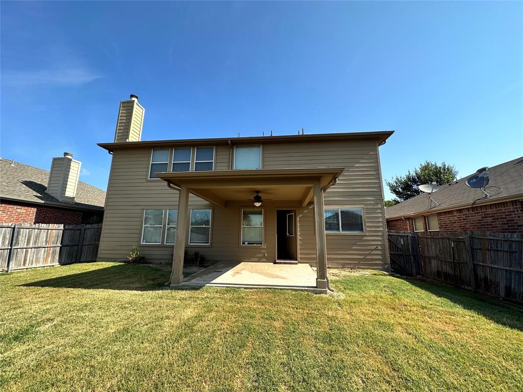 2013 Helmoken Falls Drive, Anna, TX 75409