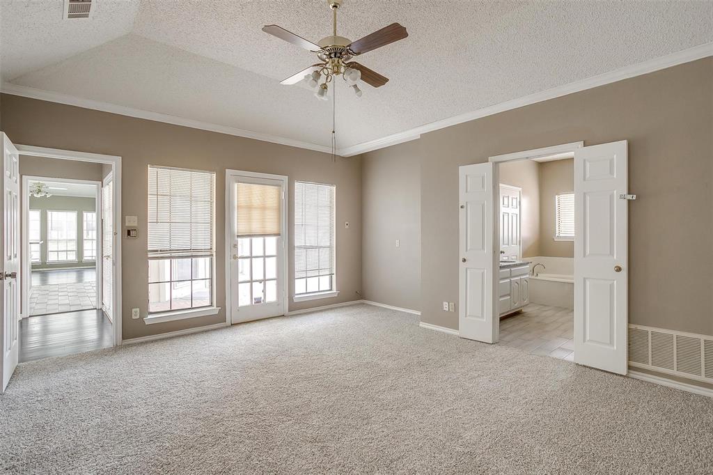 9017 Rodeo Drive, Irving, TX 75063 9017 Rodeo Drive, Irving, TX 75063