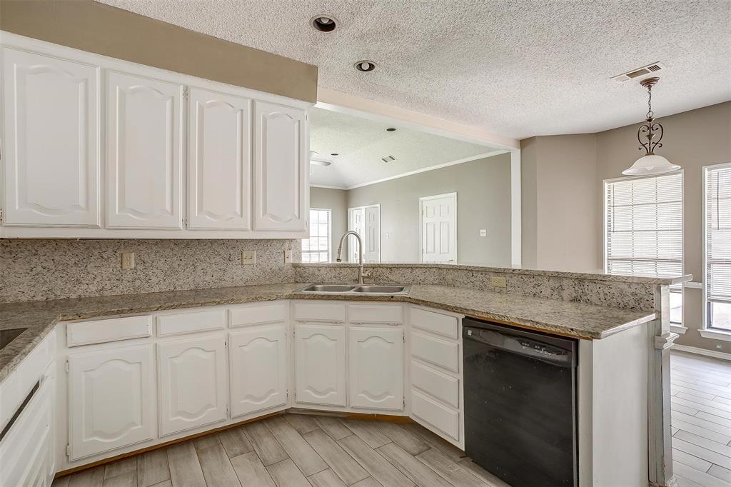 9017 Rodeo Drive, Irving, TX 75063