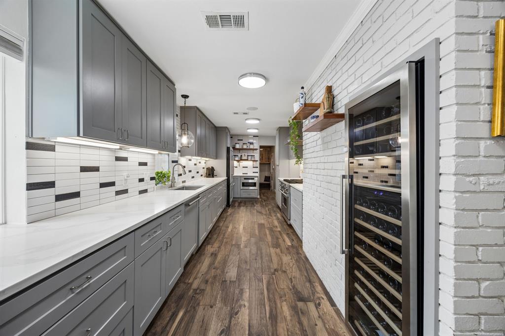 7711 La Avenida Drive, Dallas, TX 75248