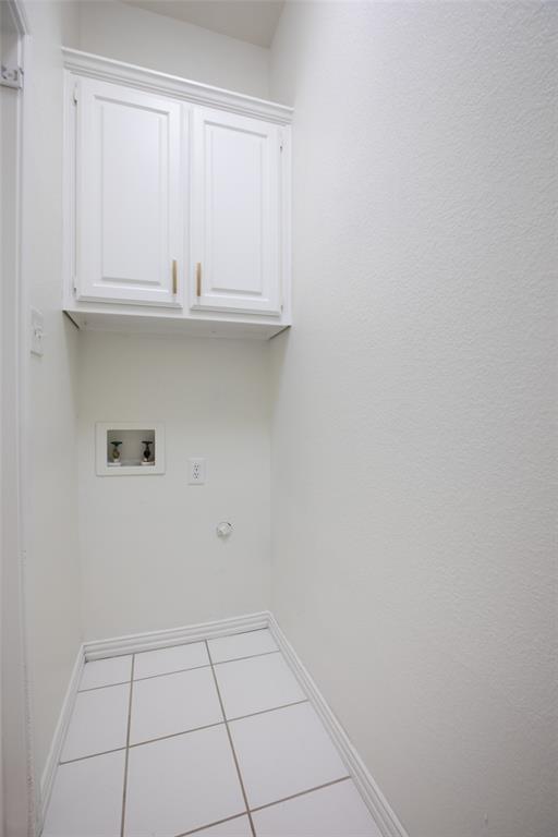 8714 Falls Road, Irving, TX 75063