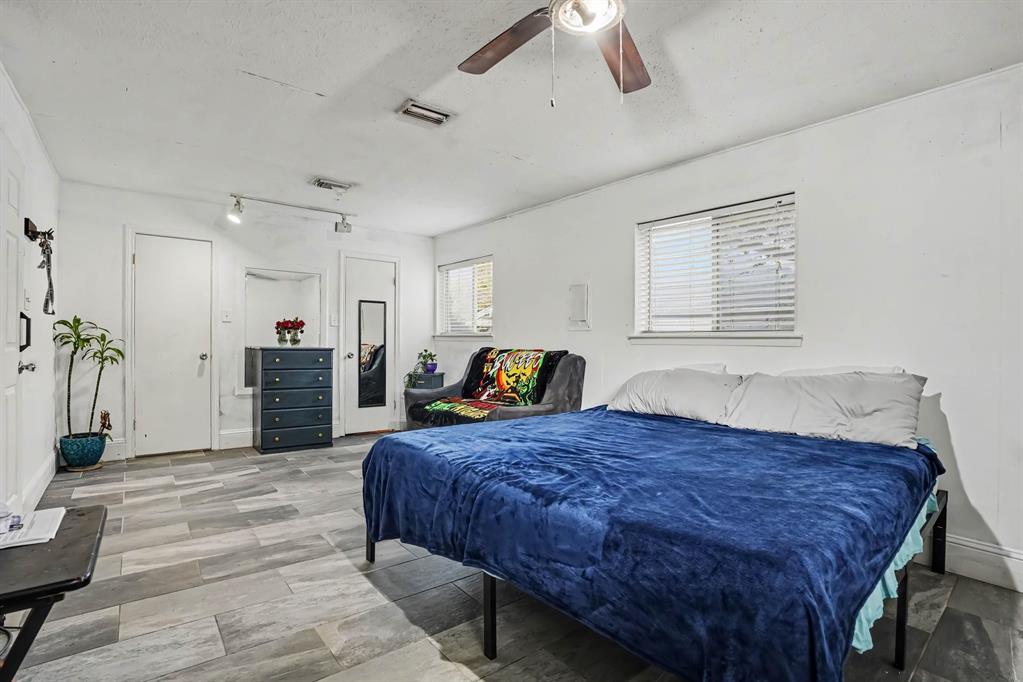 310 Blueberry Drive, Duncanville, TX 75116