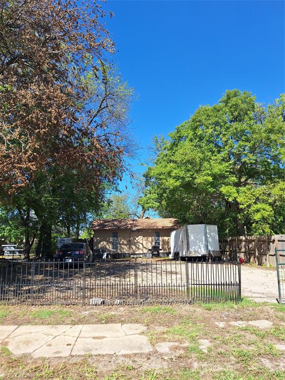 1514 Oneal Street, Greenville, TX 75401