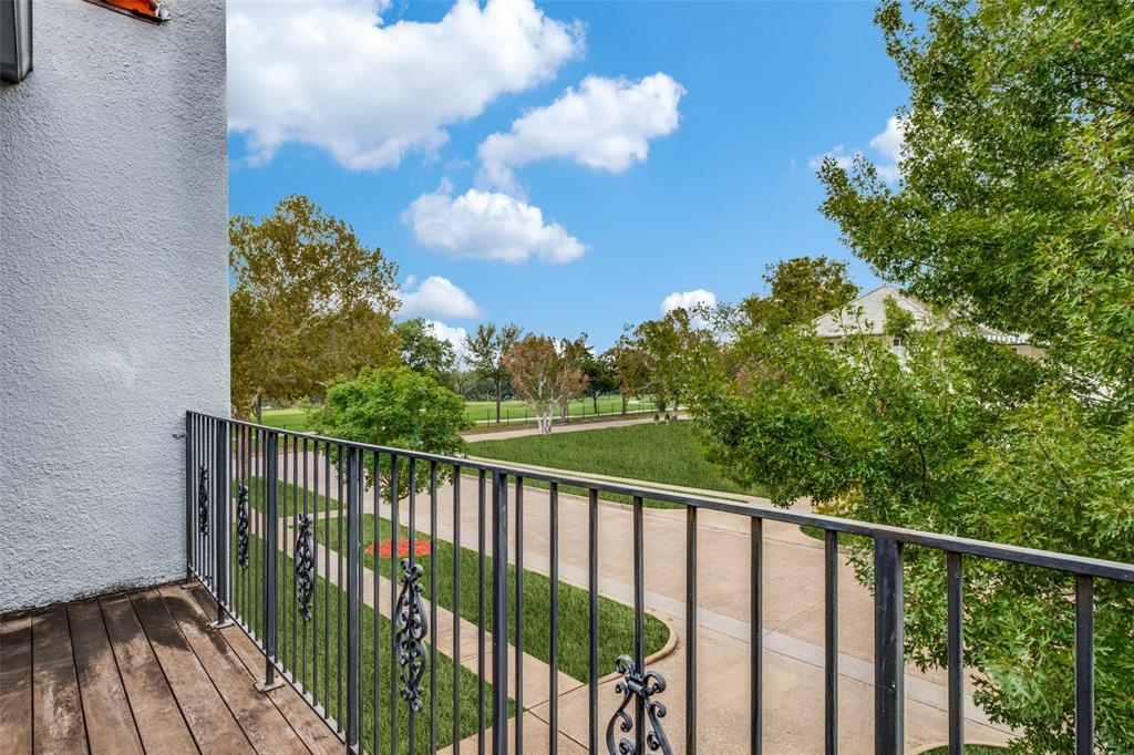 6703 Country Club Circle, Dallas, TX 75214