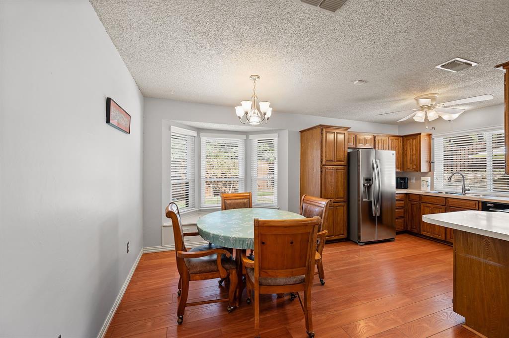 3500 Primrose Lane, Bedford, TX 76021