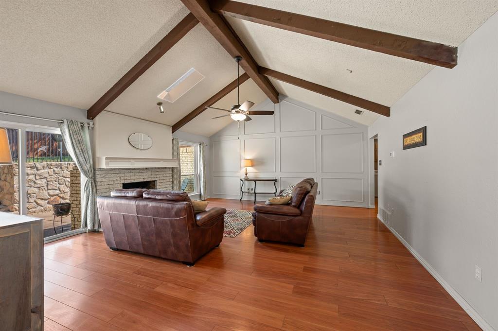 3500 Primrose Lane, Bedford, TX 76021