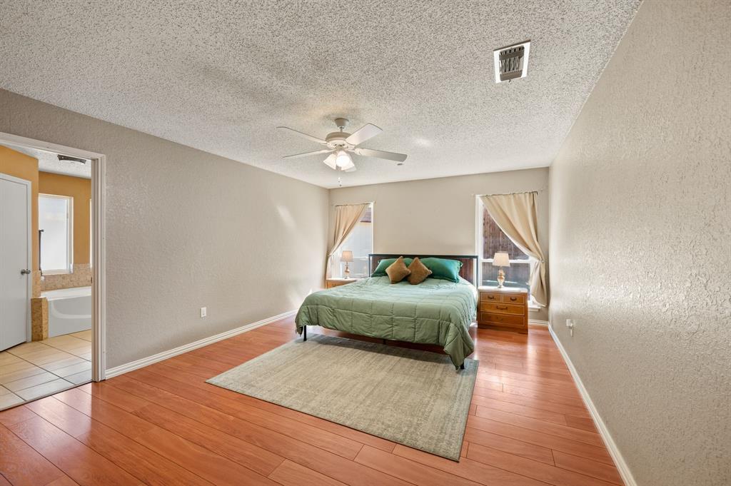 3500 Primrose Lane, Bedford, TX 76021