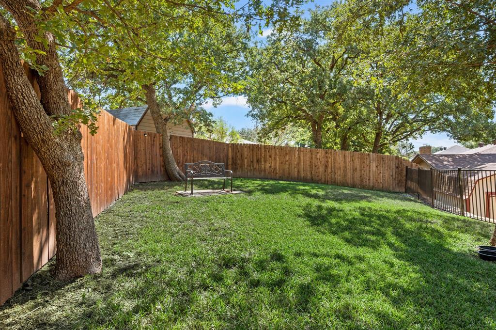 3500 Primrose Lane, Bedford, TX 76021