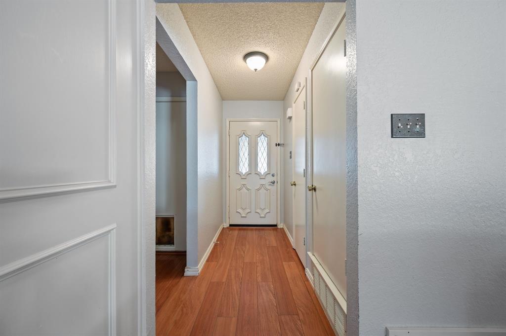 3500 Primrose Lane, Bedford, TX 76021