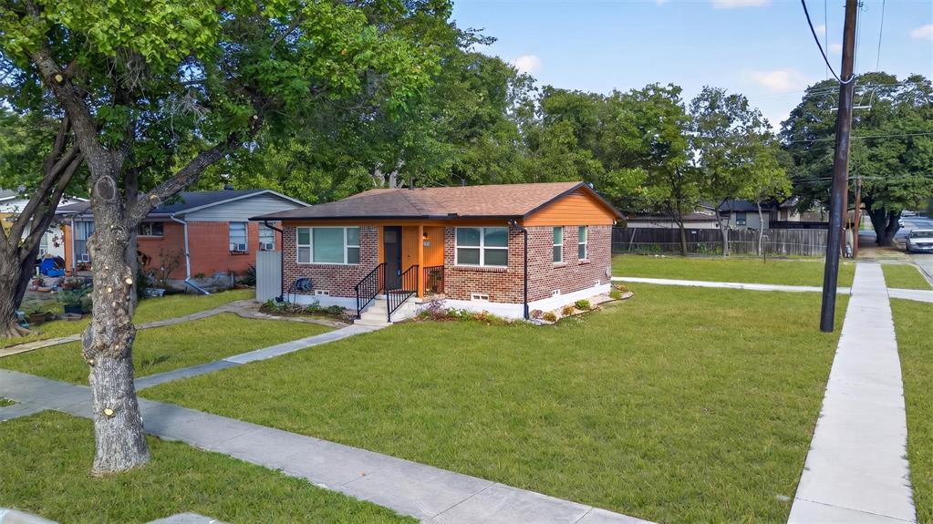 421 Wallace Drive, Garland, TX 75041