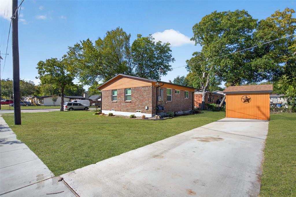 421 Wallace Drive, Garland, TX 75041