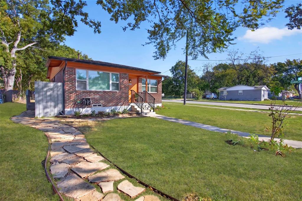 421 Wallace Drive, Garland, TX 75041