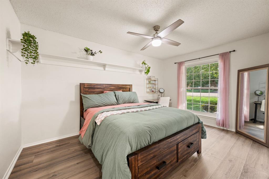 1121 Timbercreek Road, Benbrook, TX 76126