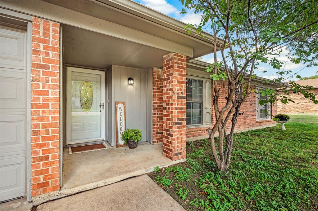 1121 Timbercreek Road, Benbrook, TX 76126 1121 Timbercreek Road, Benbrook, TX 76126