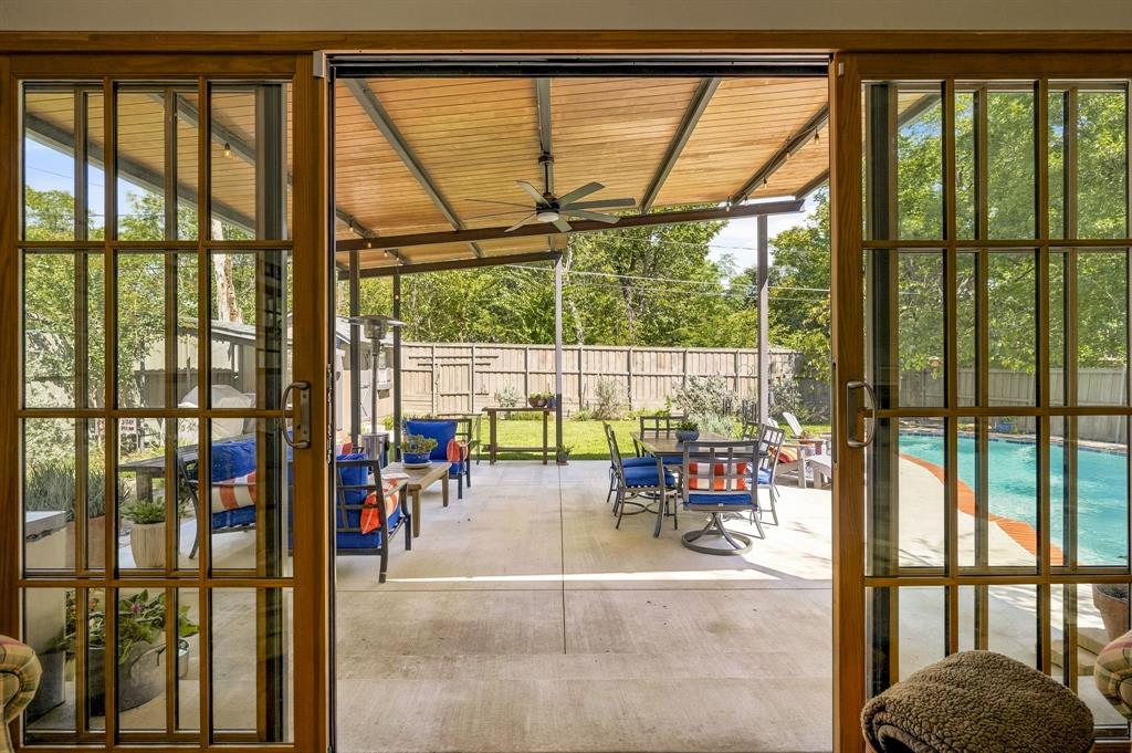 612 Northlake Drive, Dallas, TX 75218